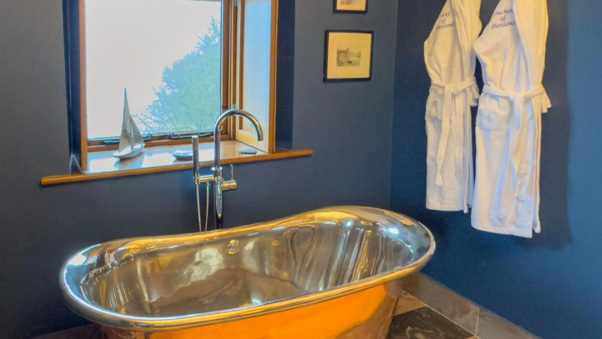 Holiday home Duke Of Portland Boathouse On The Shore Of Ullswater Ideal For A Romantic Break *