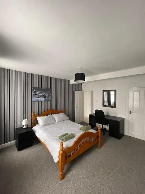Great Base For Holidays Or Work Trips Appartement
