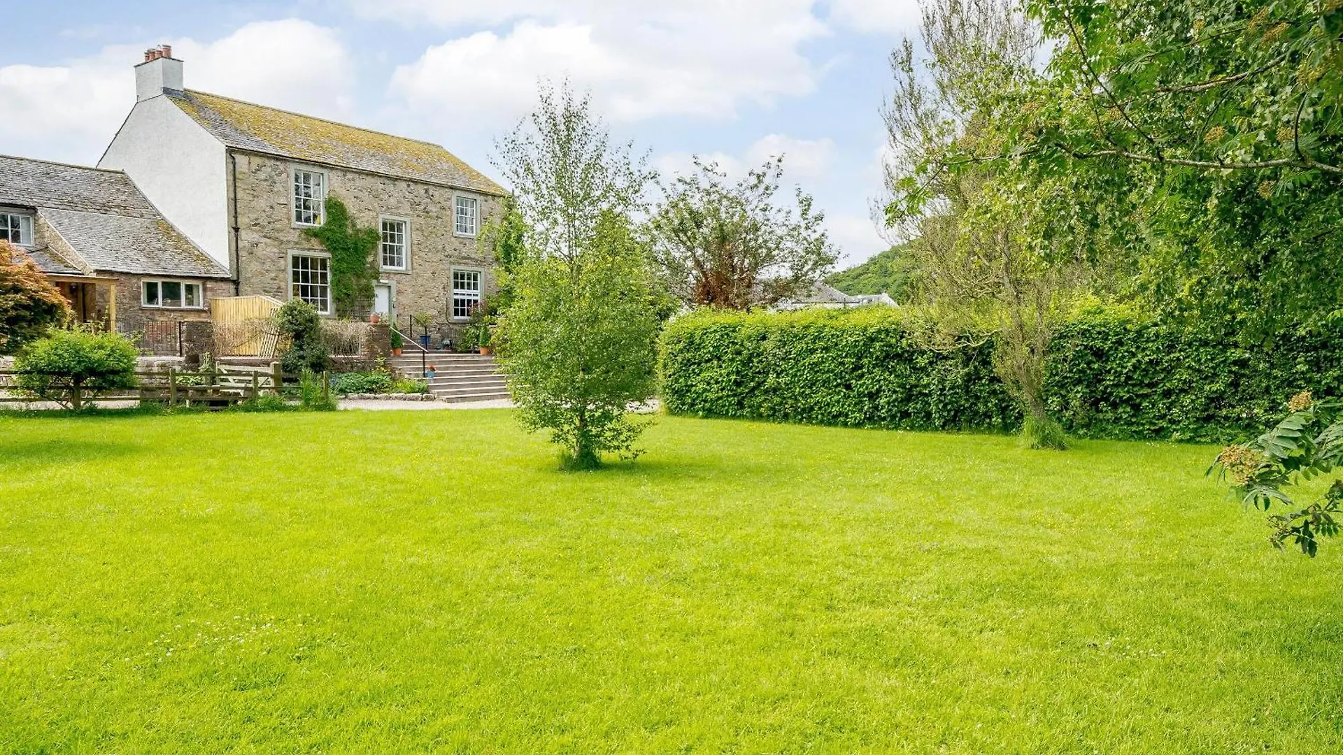 Holly House *