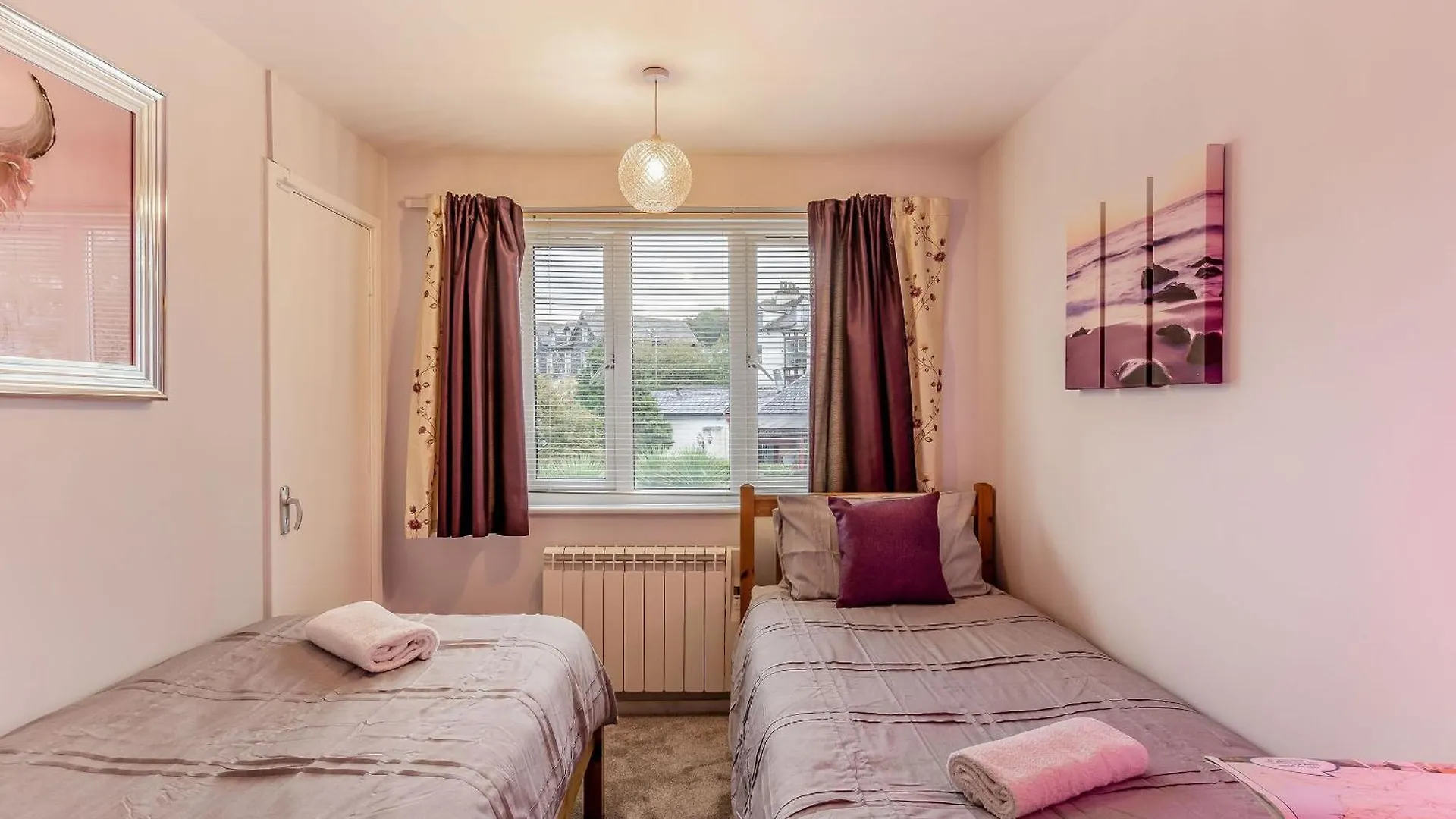 Strawberries And Cream Holiday home Bowness-on-Windermere