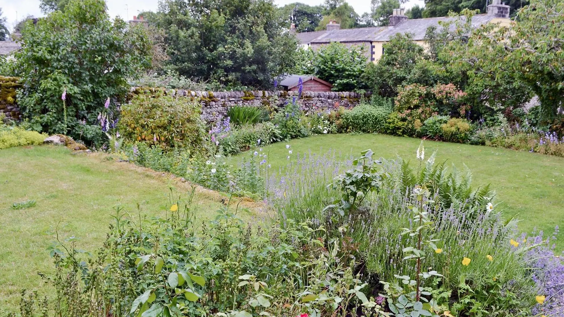 The Larches Holiday home