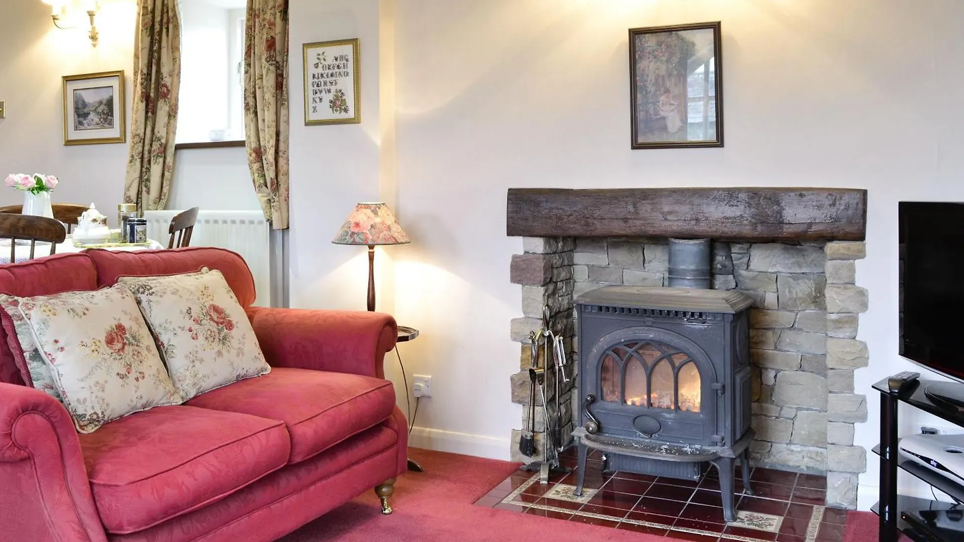 Rose Holiday home *