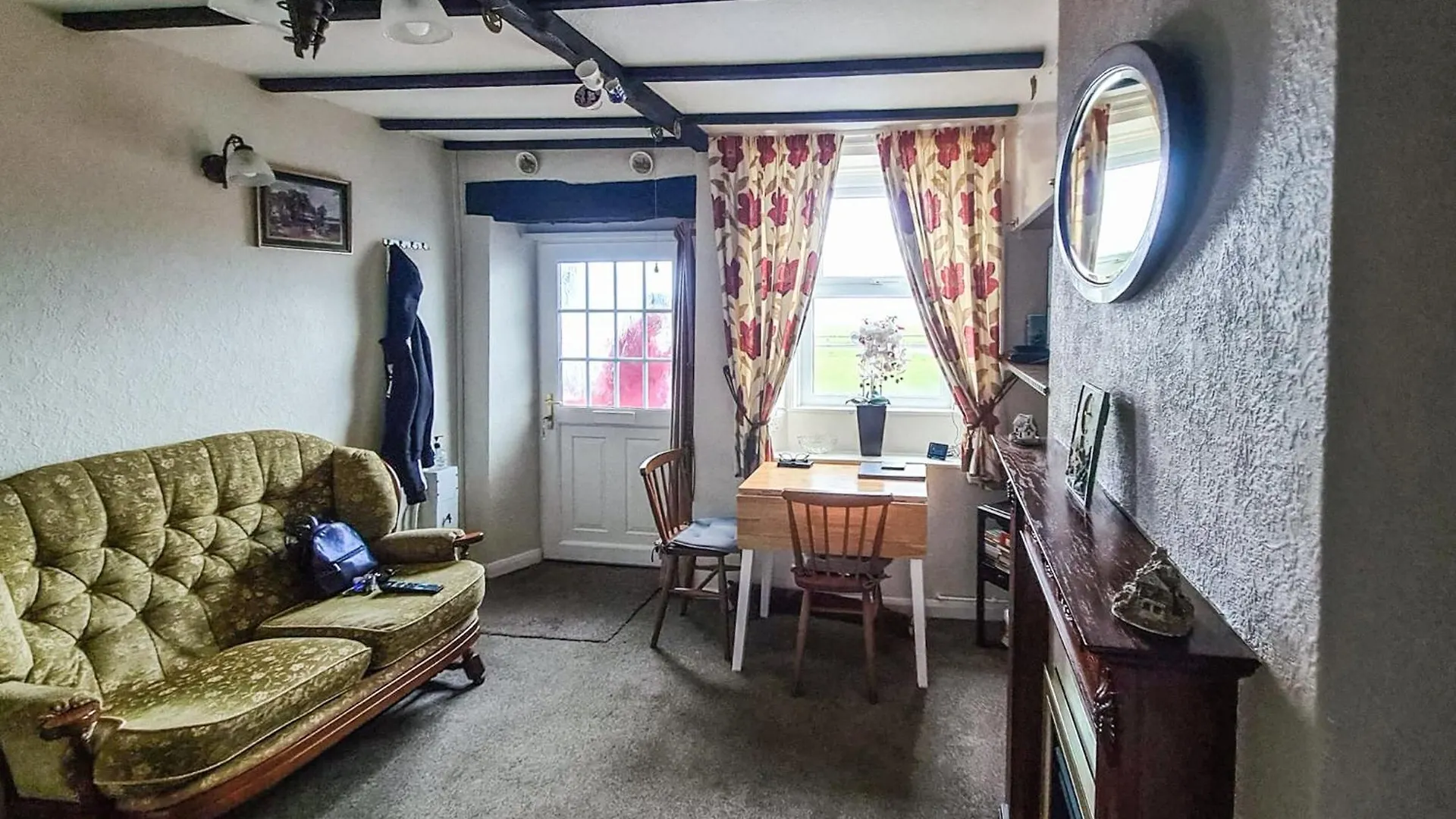 Cosy Allonby