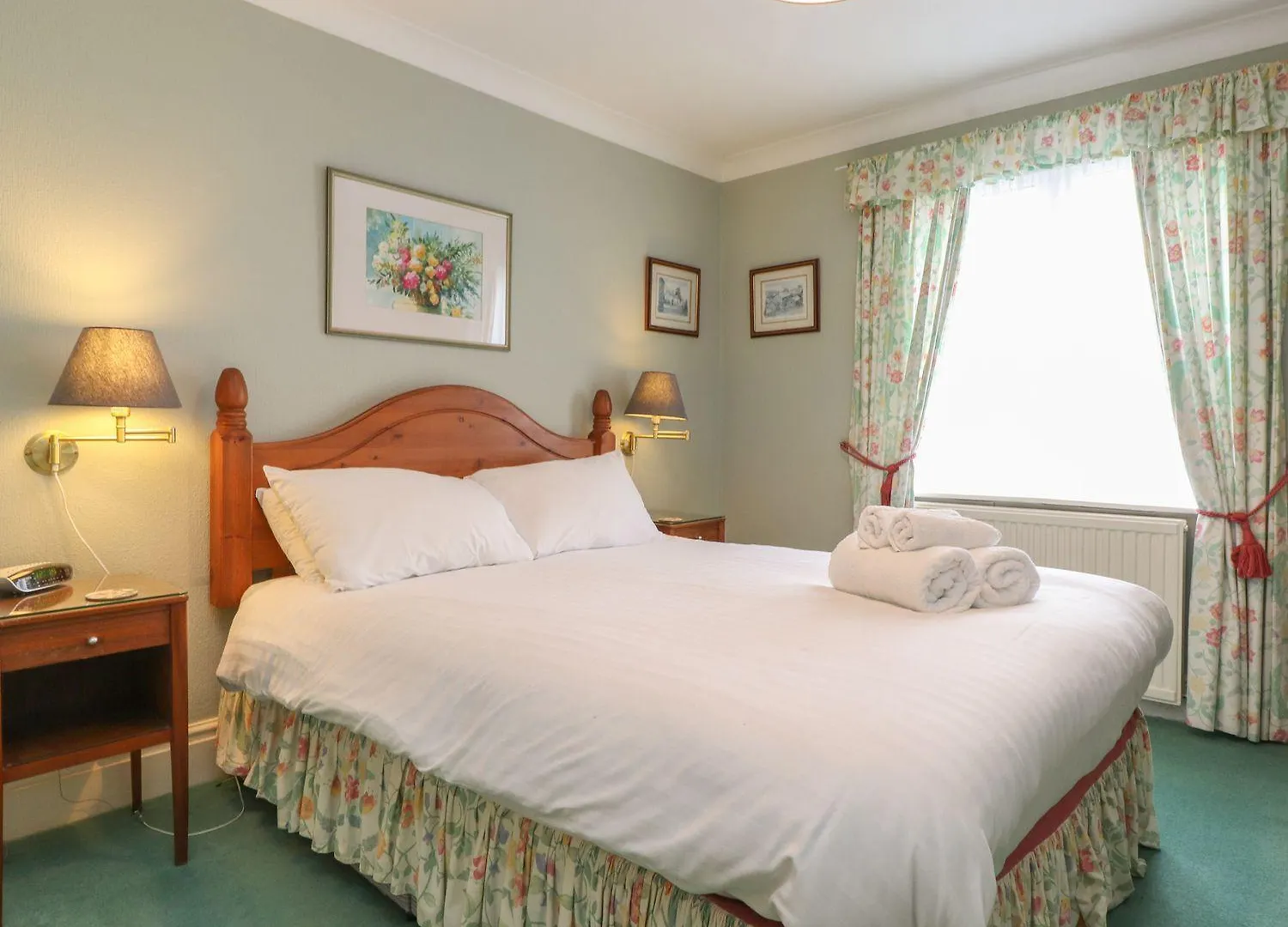 Swallowdale Apartment