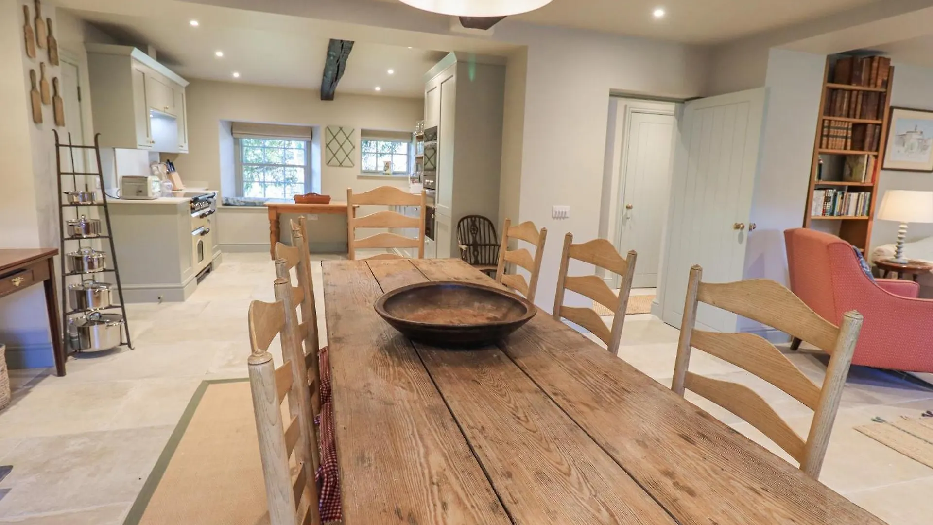 Yew Holiday home