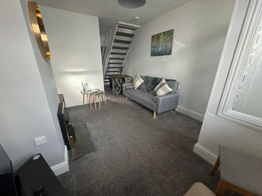 Winifred Terrace - 2 Bedrooms Workington