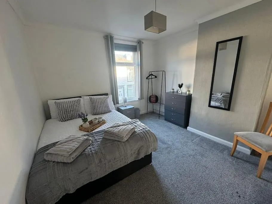 Winifred Terrace - 2 Bedrooms * Workington