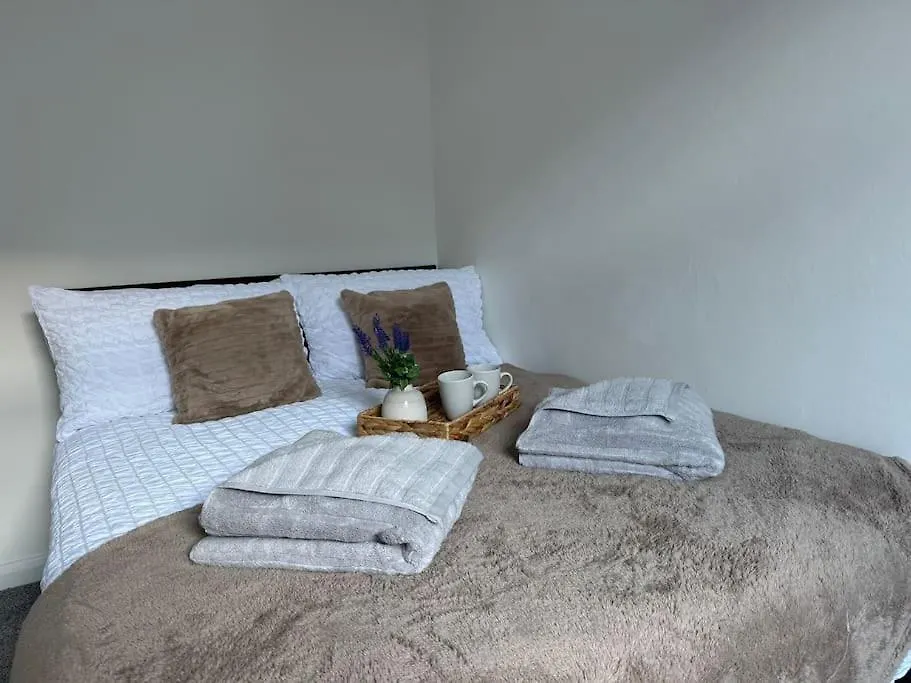 Winifred Terrace - 2 Bedrooms Apartment Workington