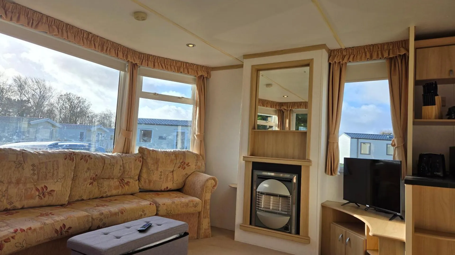 Elf Wood - Swimming Spa, Sky Sports, Tennis, Hadrian's Wall Holiday home Port Carlisle