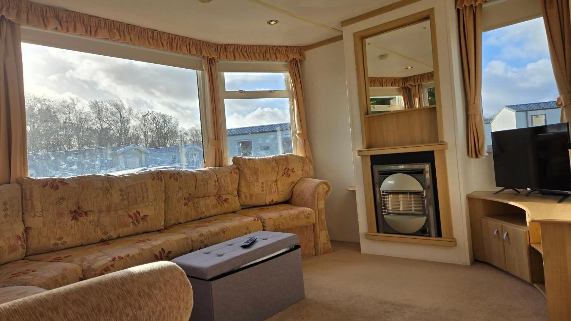 Elf Wood - Swimming Spa, Sky Sports, Tennis, Hadrian's Wall * Port Carlisle
