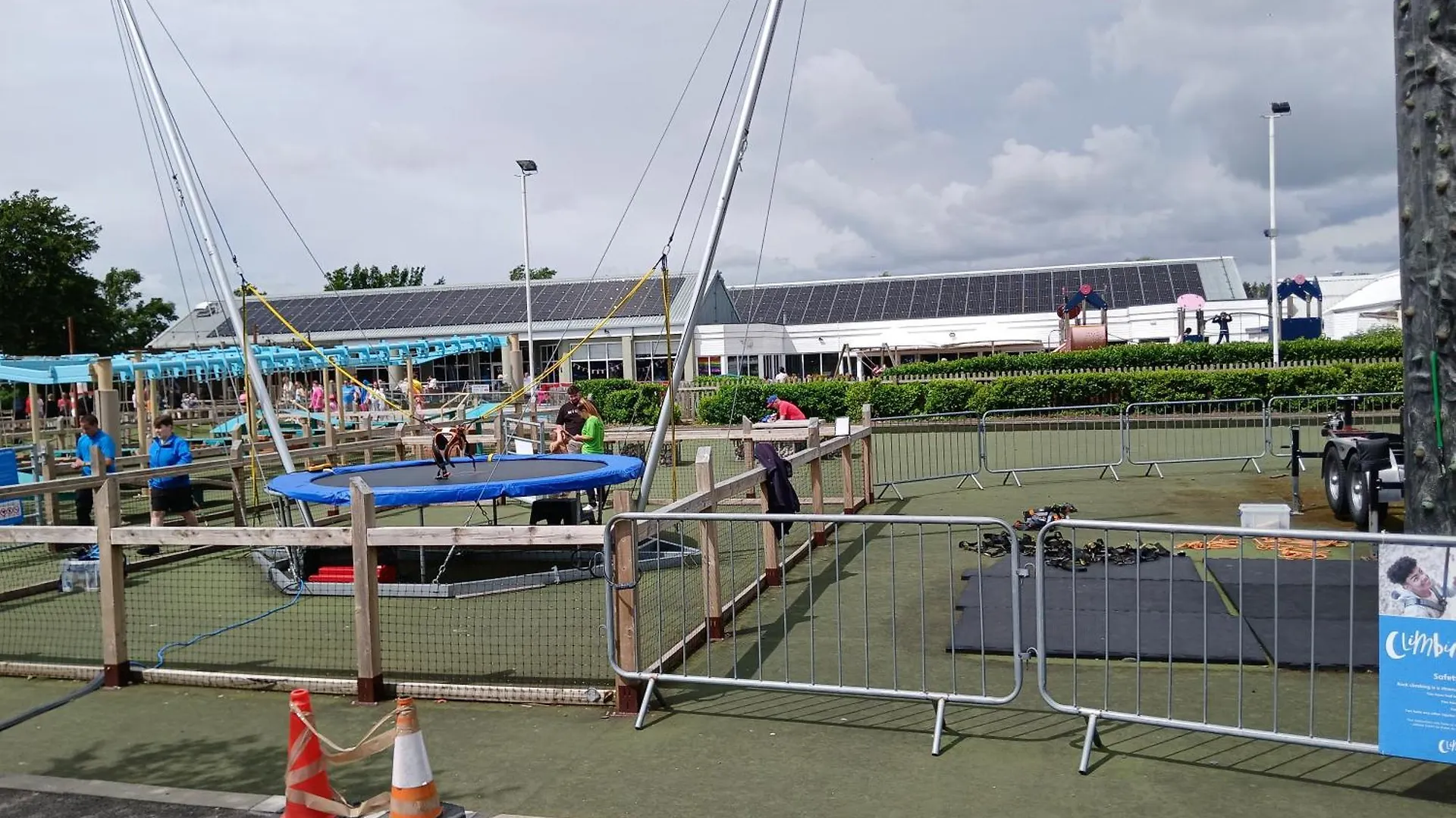 3-bed Caravan - Haven Lakeland Leisure Park Chalet