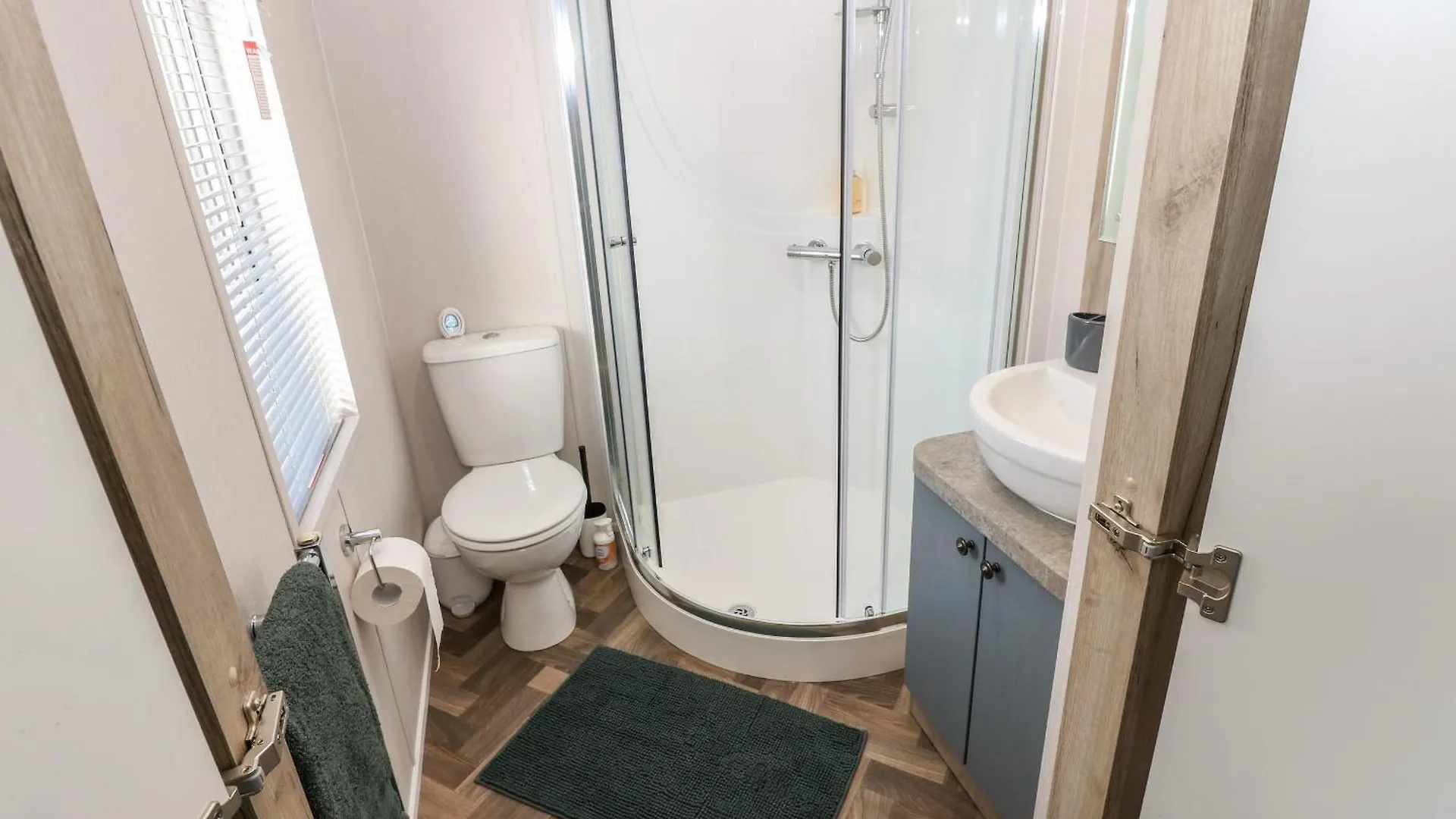 Brocklebank Lodge, 35