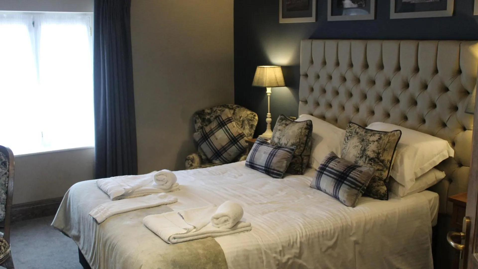 Red Dragon Inn 3*