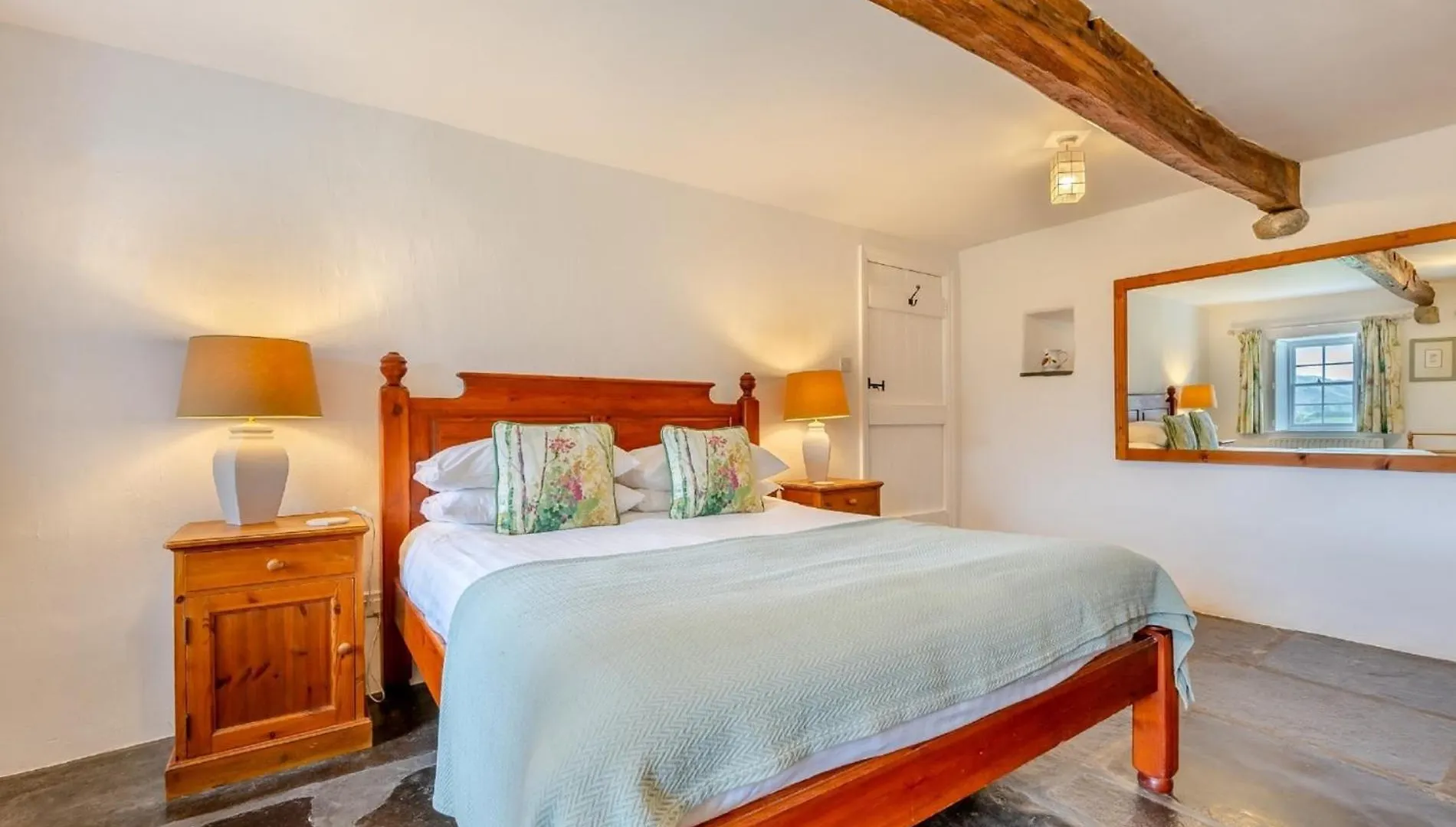 5 Bed In Sz270 Holiday home