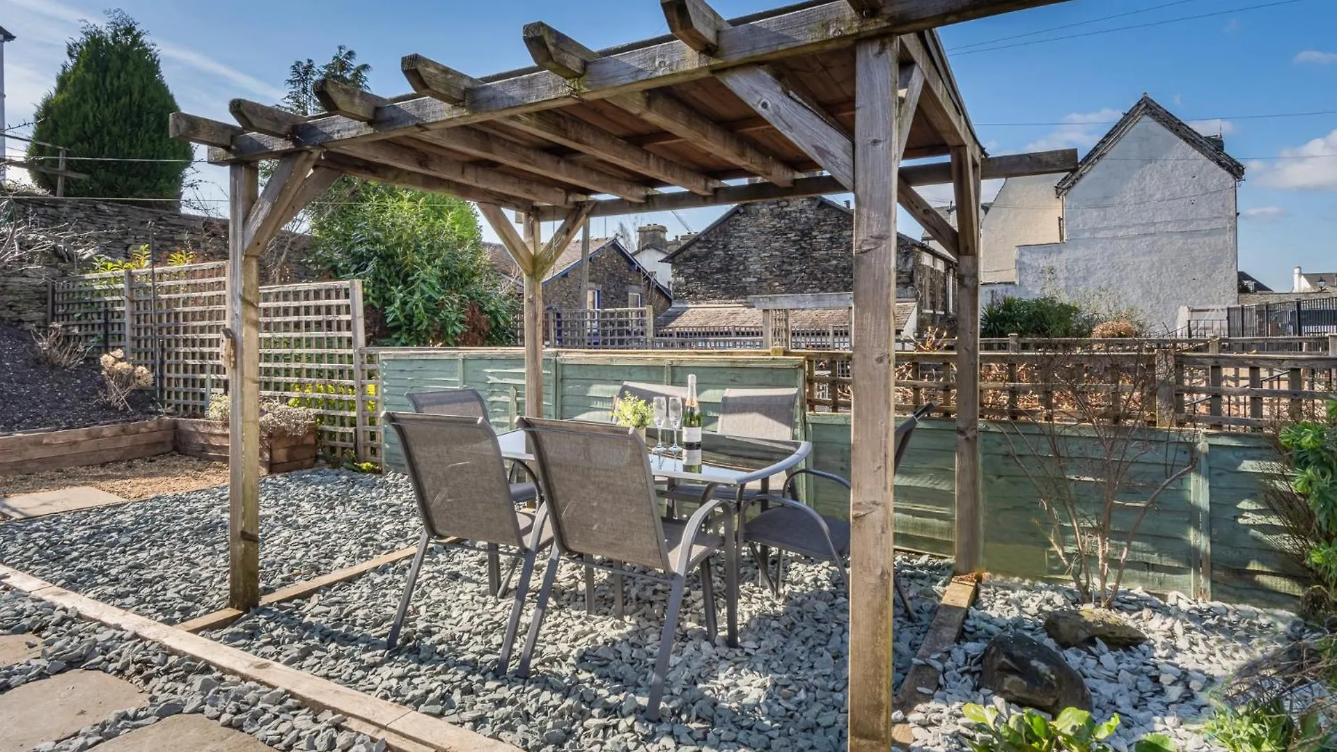 Lakeland - Sleeps 6 Holiday home *