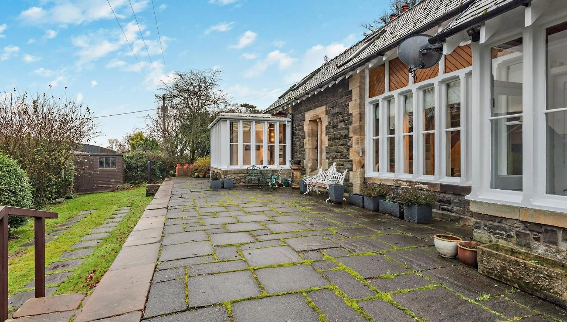 2 Bed In 95756 * Braithwaite