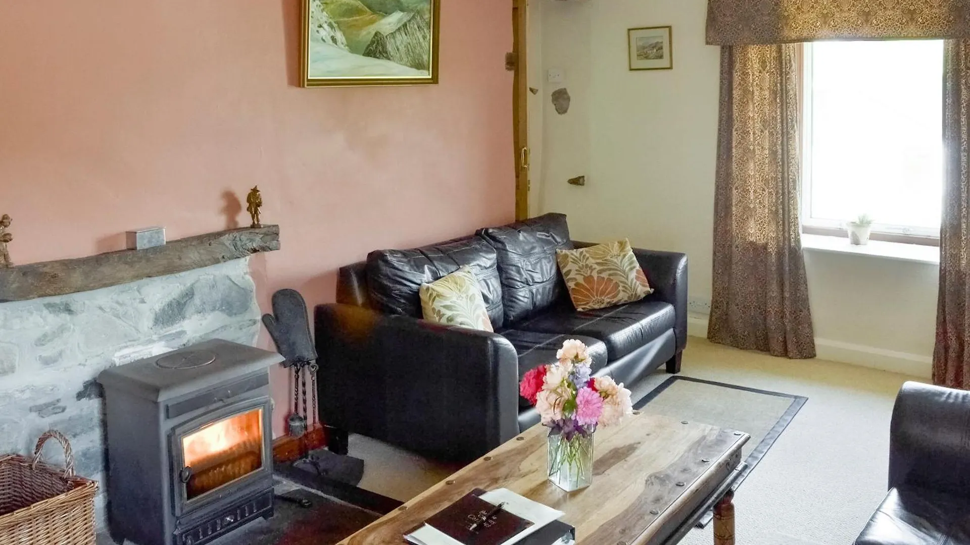 Holiday home Allt Maen - E3266