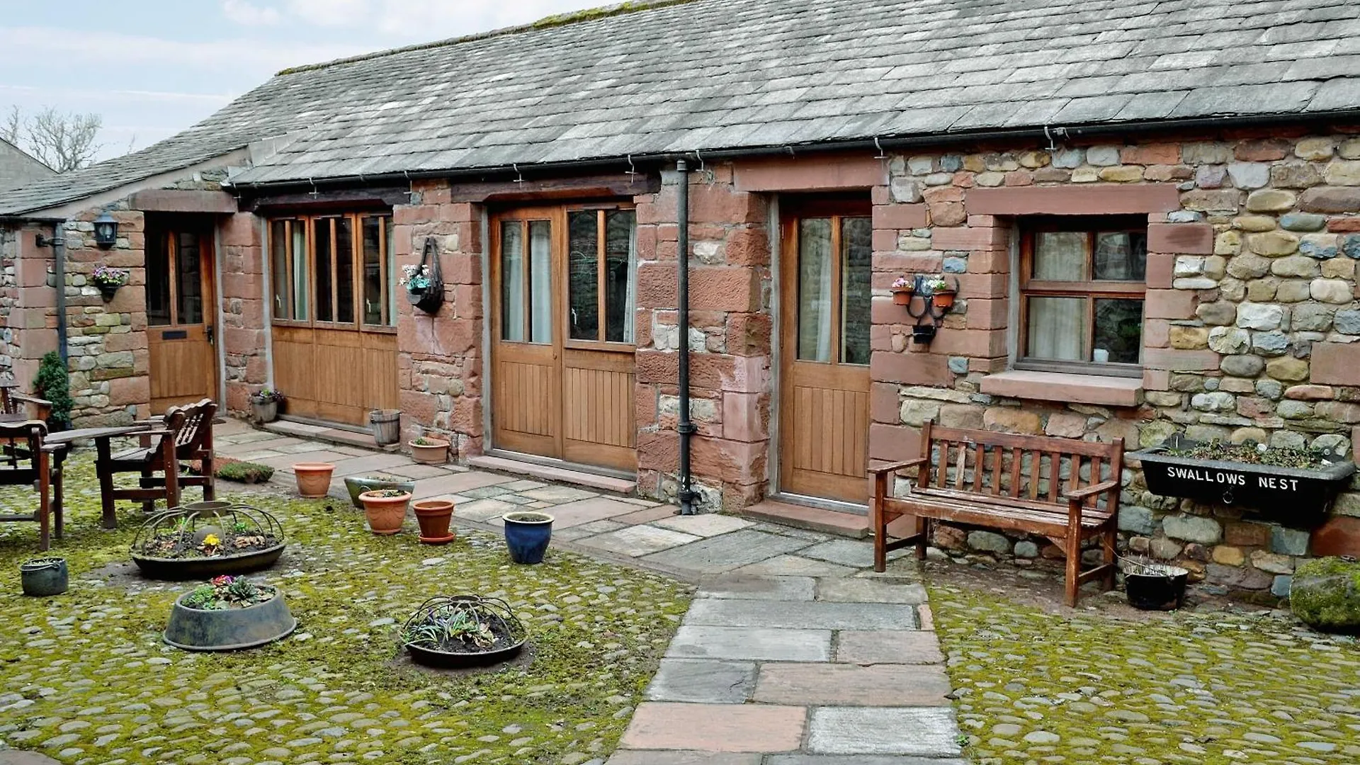 Holiday home Swallow's Nest Crackenthorpe
