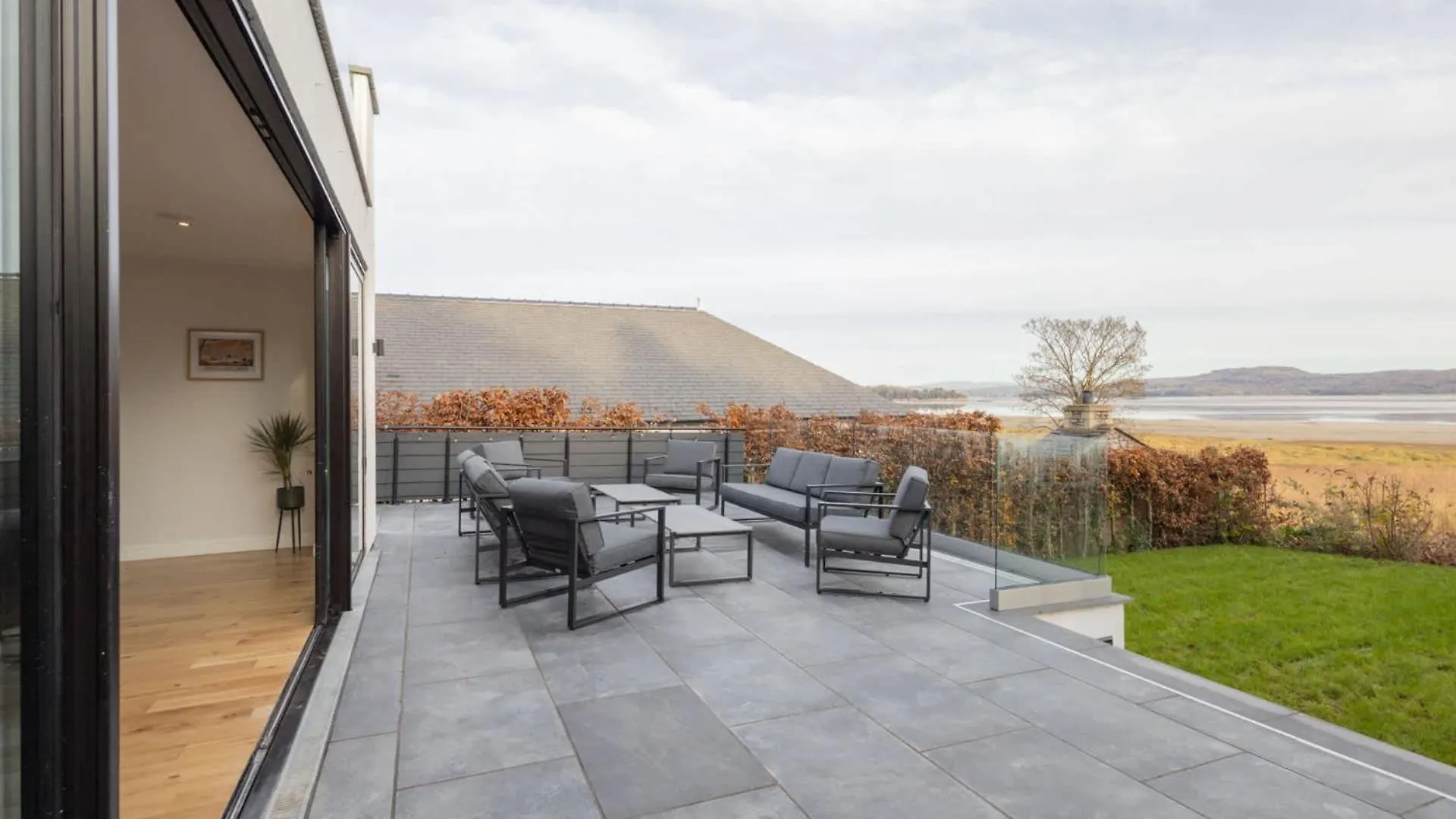 Host & - Bay View House *