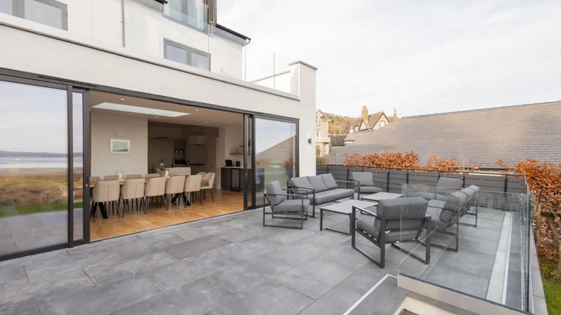 Host & - Bay View House