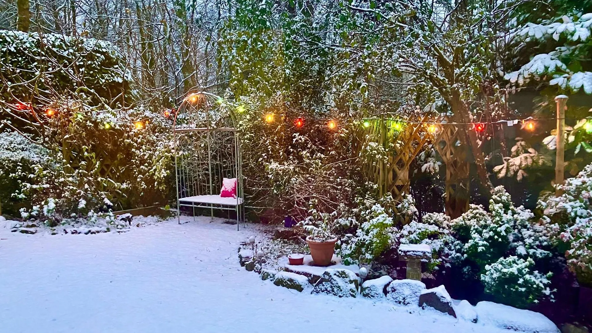 B&B Storrs Gate House 5*