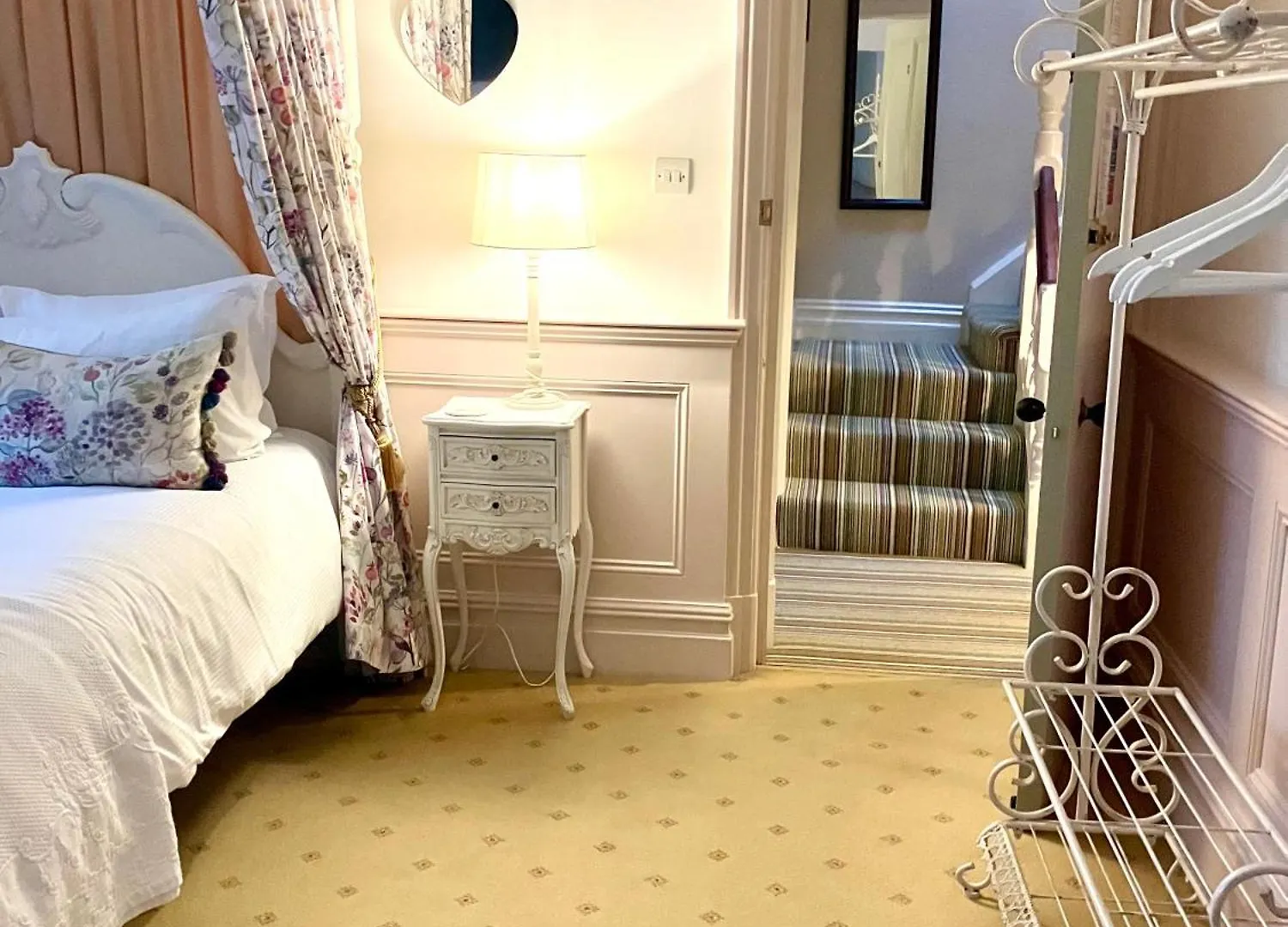 B&B Storrs Gate House 5*