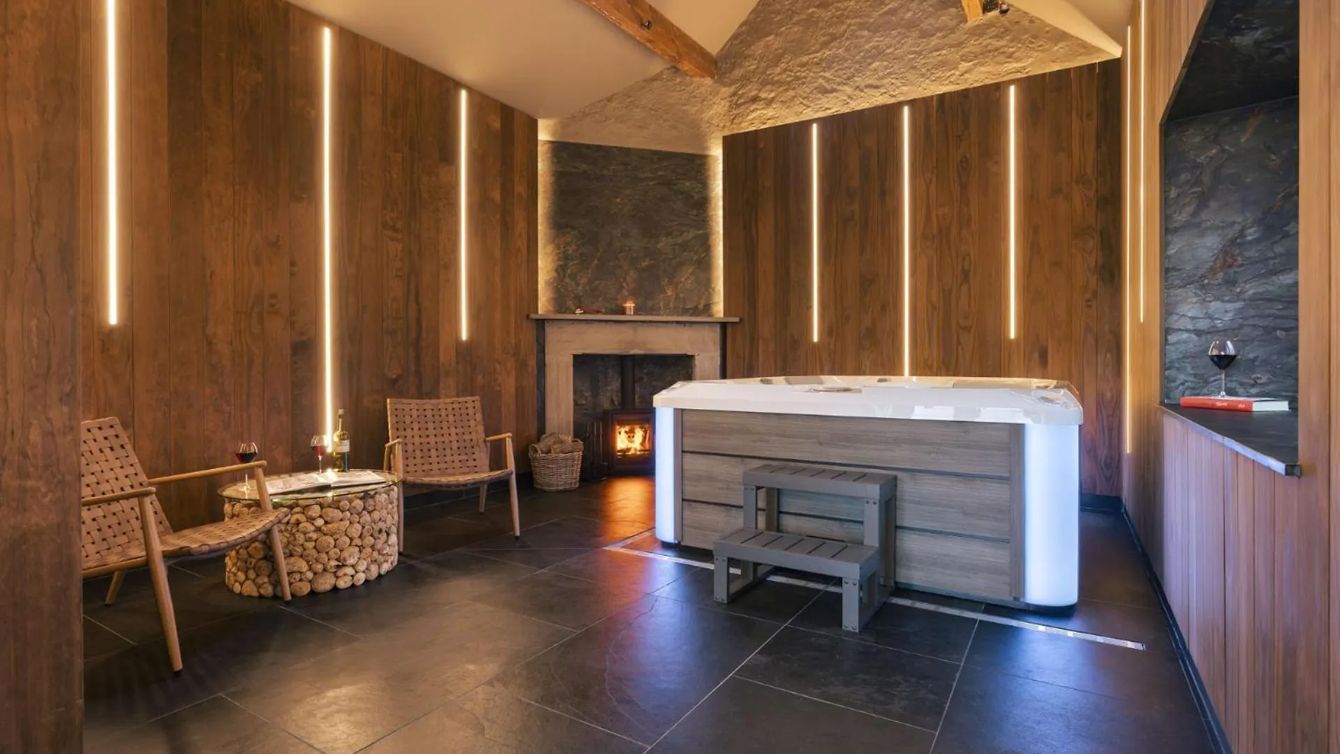 Richmond Place - In Private Mansion Apartment Kendal