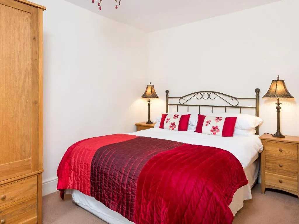 6 Bed In Sz151 度假居 Lamplugh