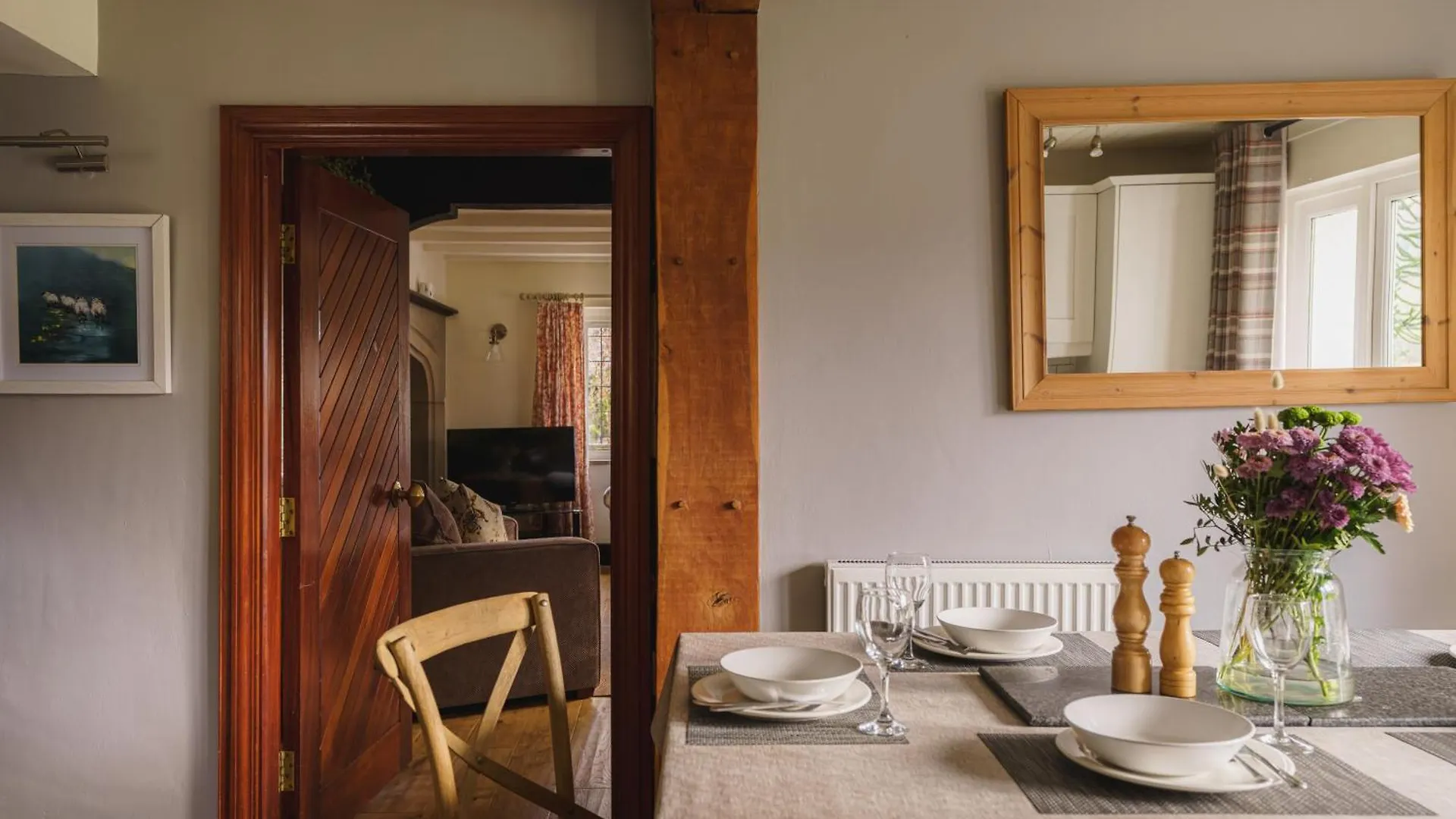 Half Way House, Clappersgate, Sleeps 8