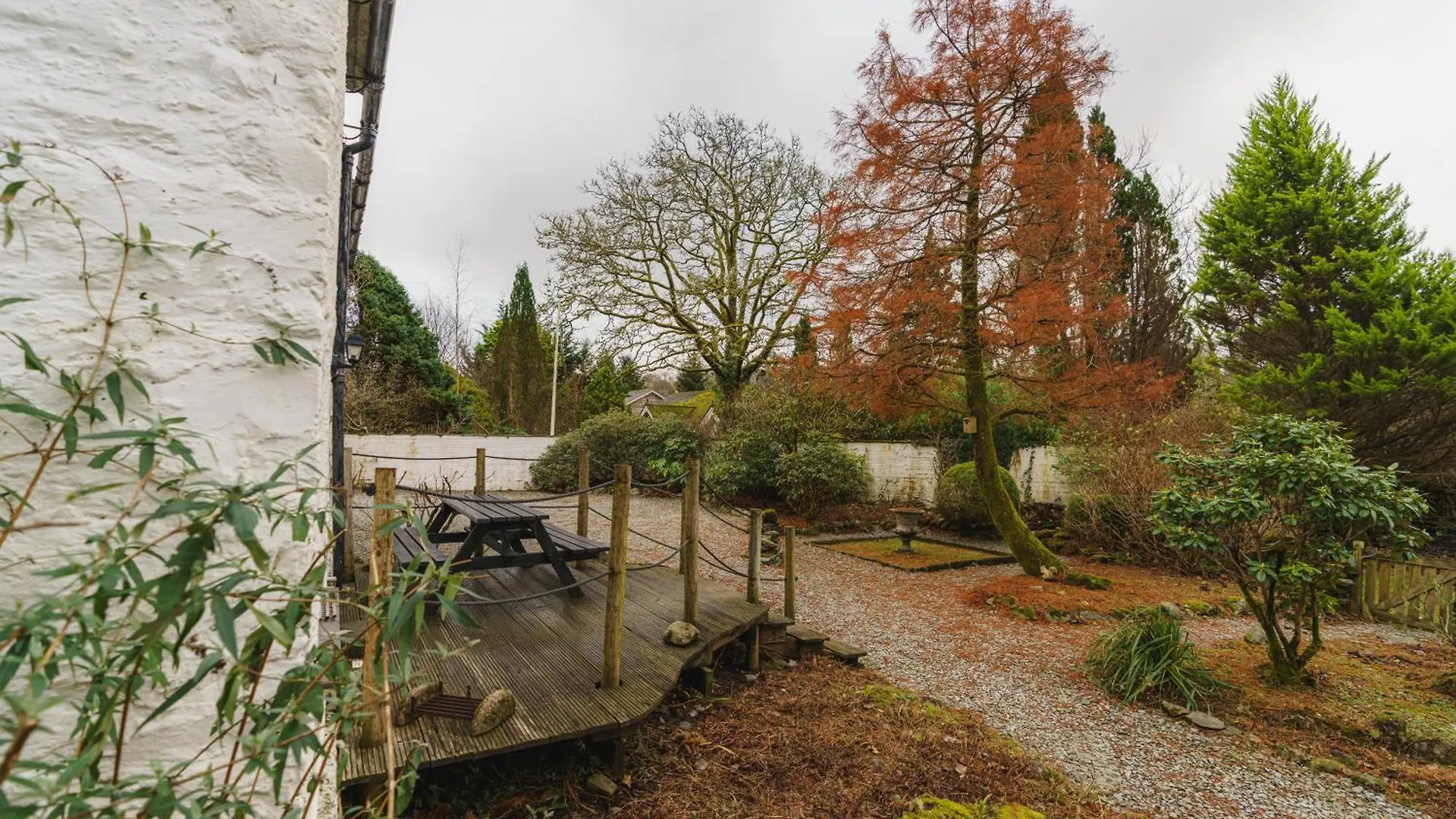 Half Way House, Clappersgate, Sleeps 8 Feriehus