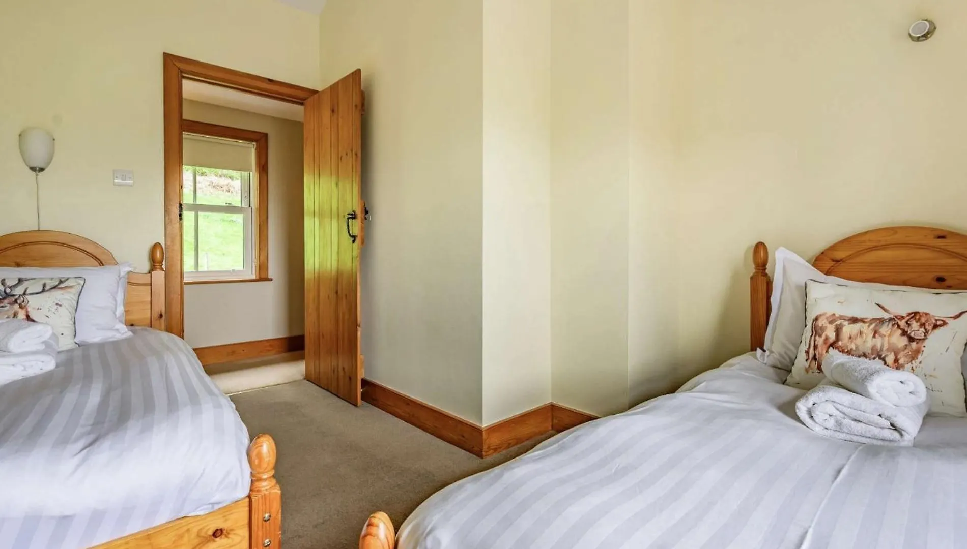 3 Bed In Thornthwaite Sz080 * Braithwaite