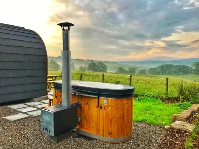 Luxury Glamping Pod - Garthside *