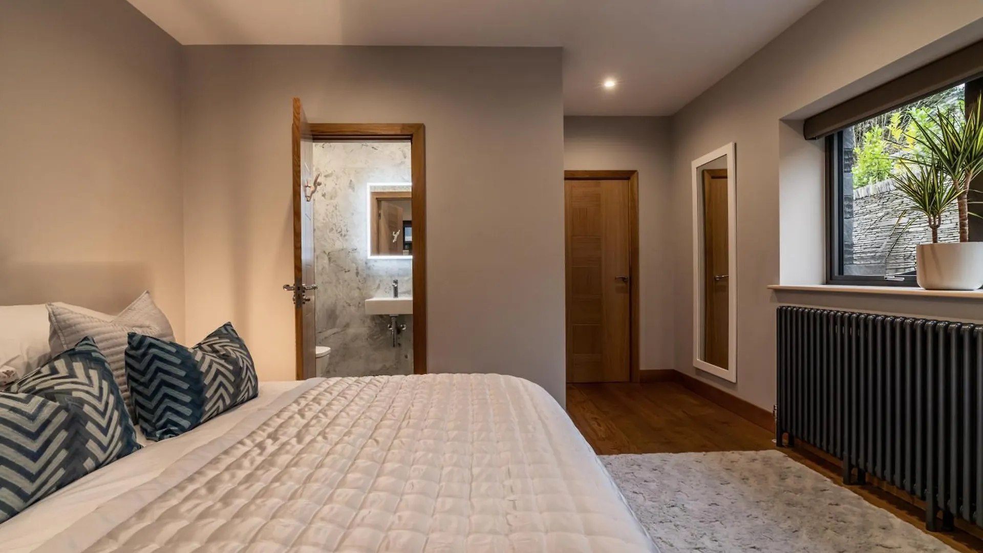 Midways, Stunning Retreat In The Heart Of 鲍内斯温德米尔