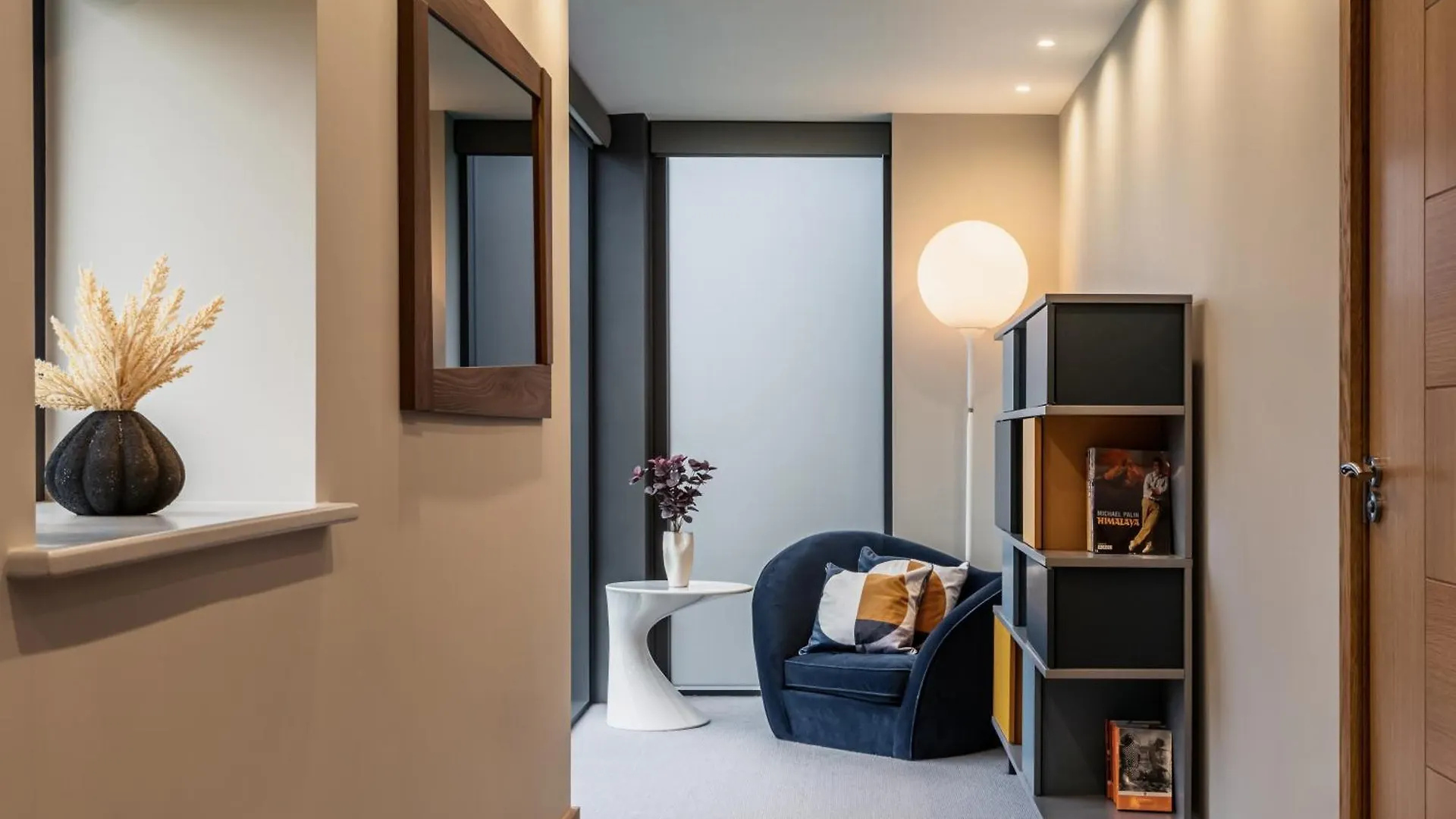 Midways, Stunning Retreat In The Heart Of בית נופש *