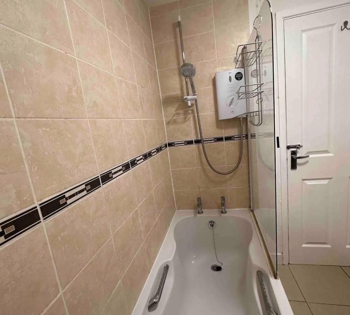 A Cozy One Bedroom Flat For Two Guests Apartment *