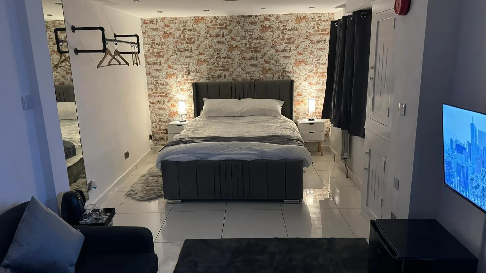 Escape Apartment *