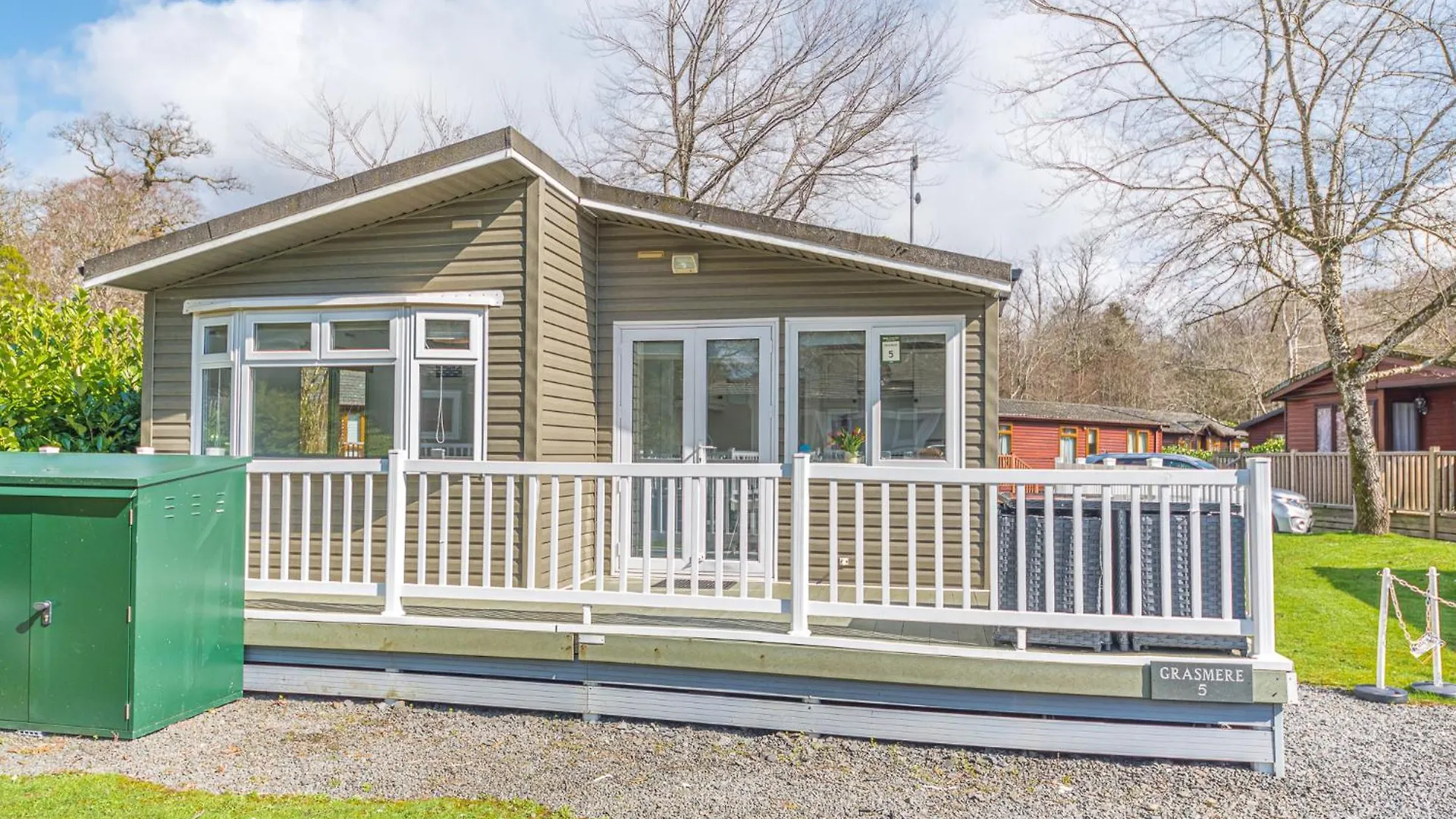 Chalet Comfortable, Well Located At White Cross Bay