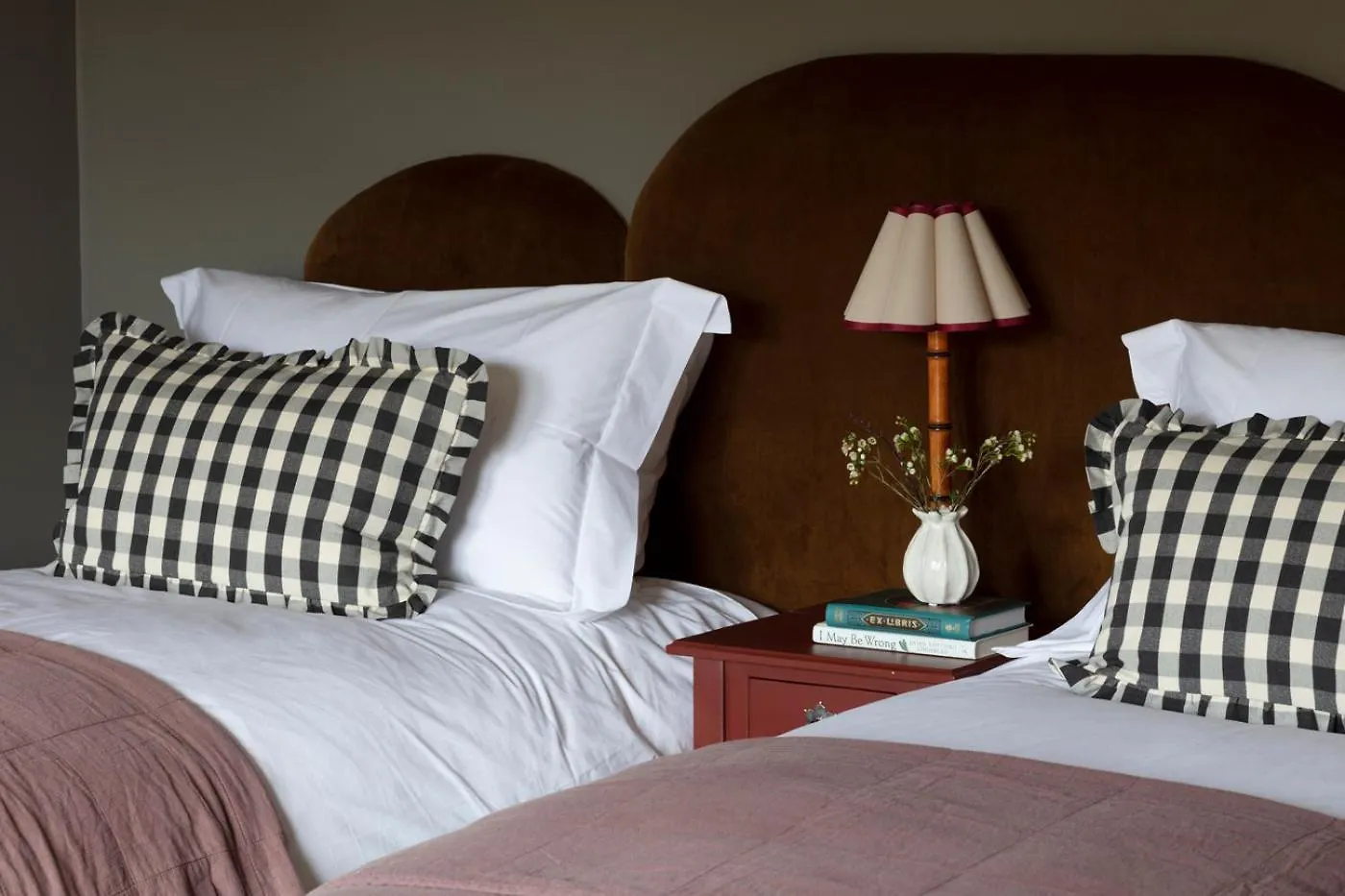 The Kirkstyle & Sportsman Rest Hotel *