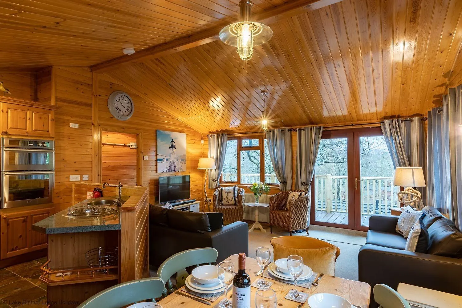 Holiday home Lakeshaven