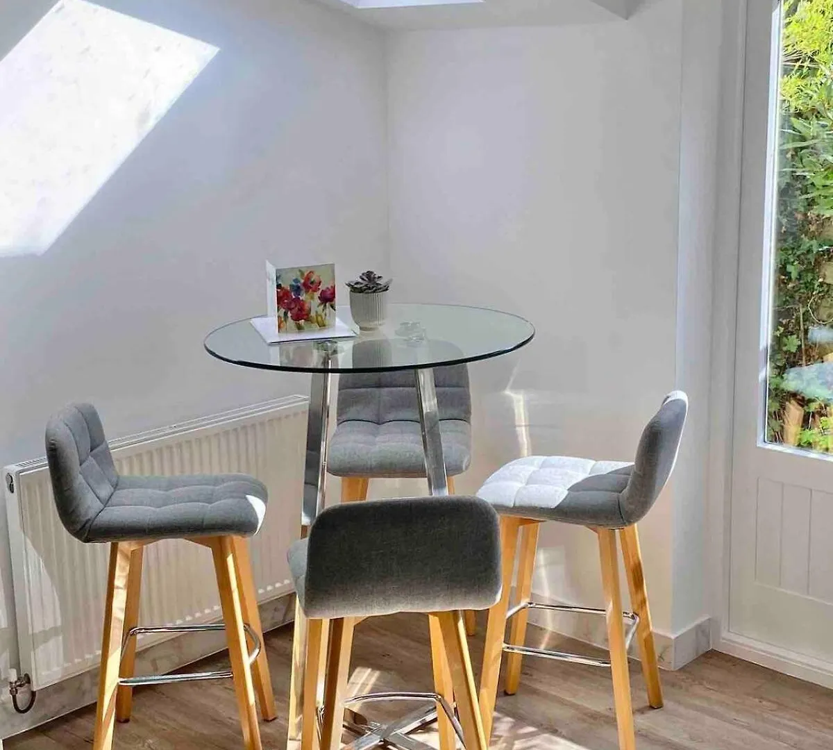 Spacious & Relaxing With Free Parking * Cark
