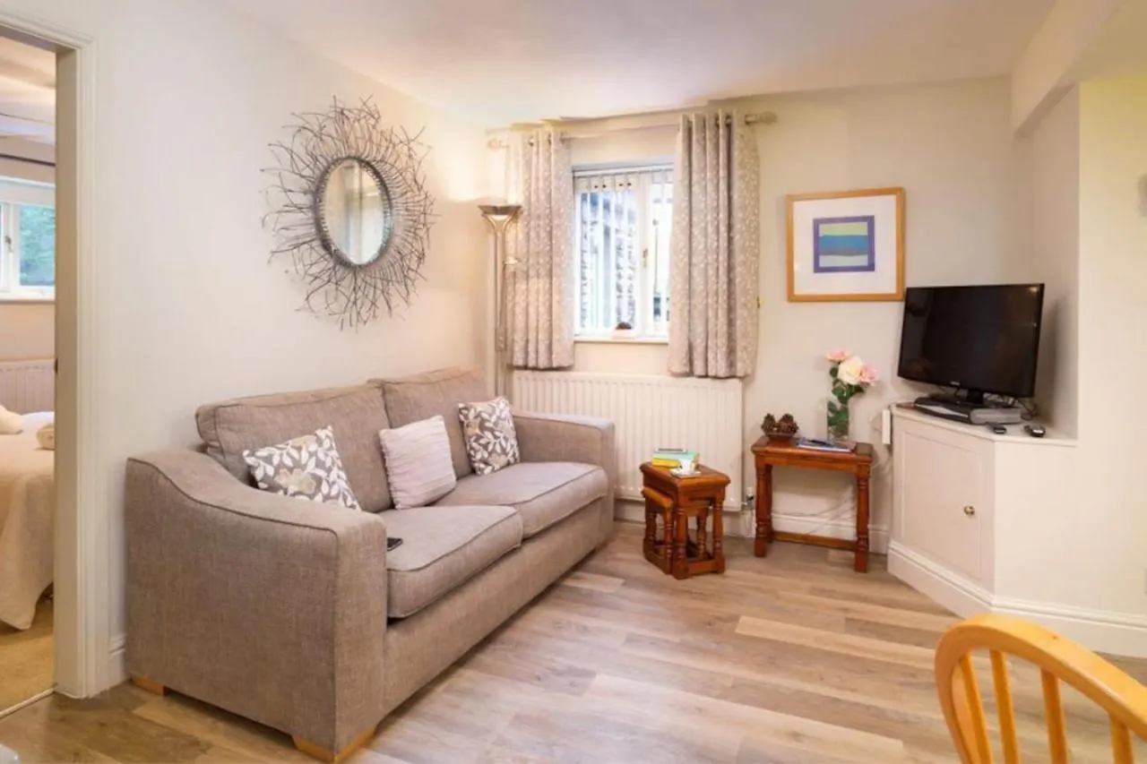 Thomas Fold Flat Country house