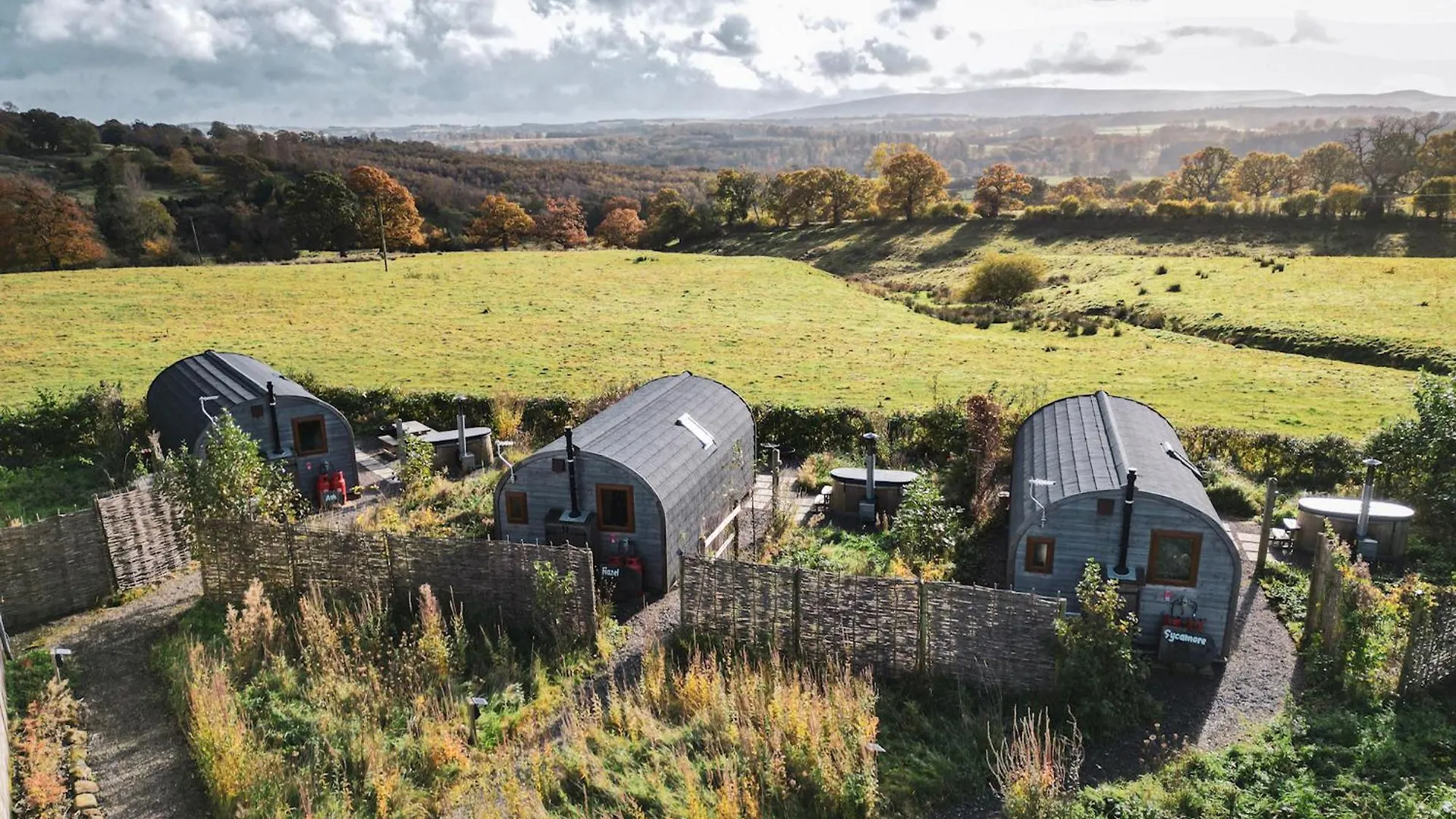 Luxury Glamping Pod - Garthside Camping *