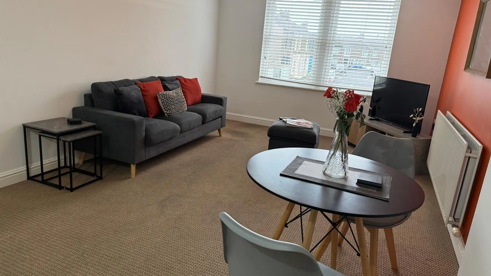 Apartment Curwen