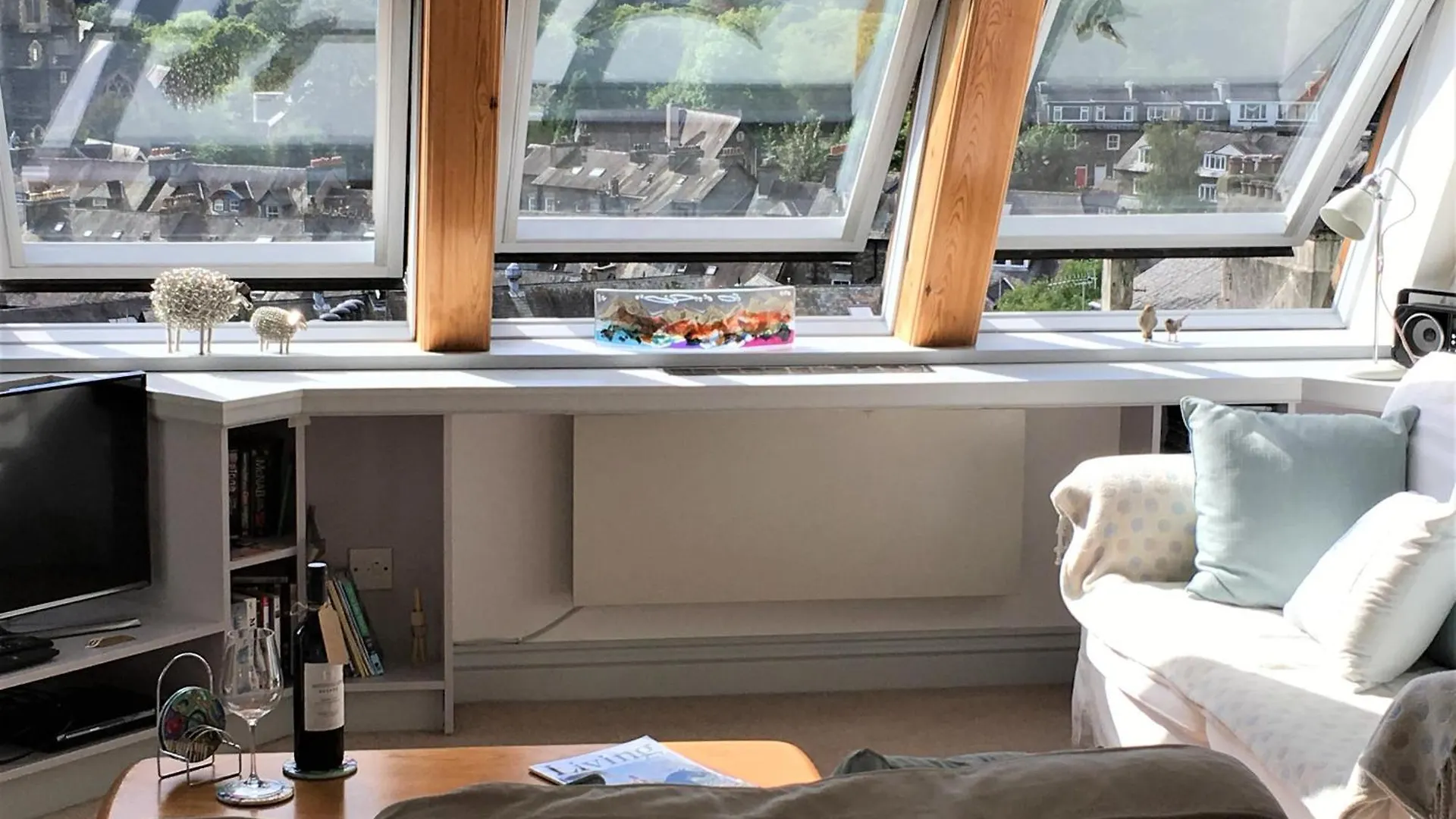 Underhill Apartment *
