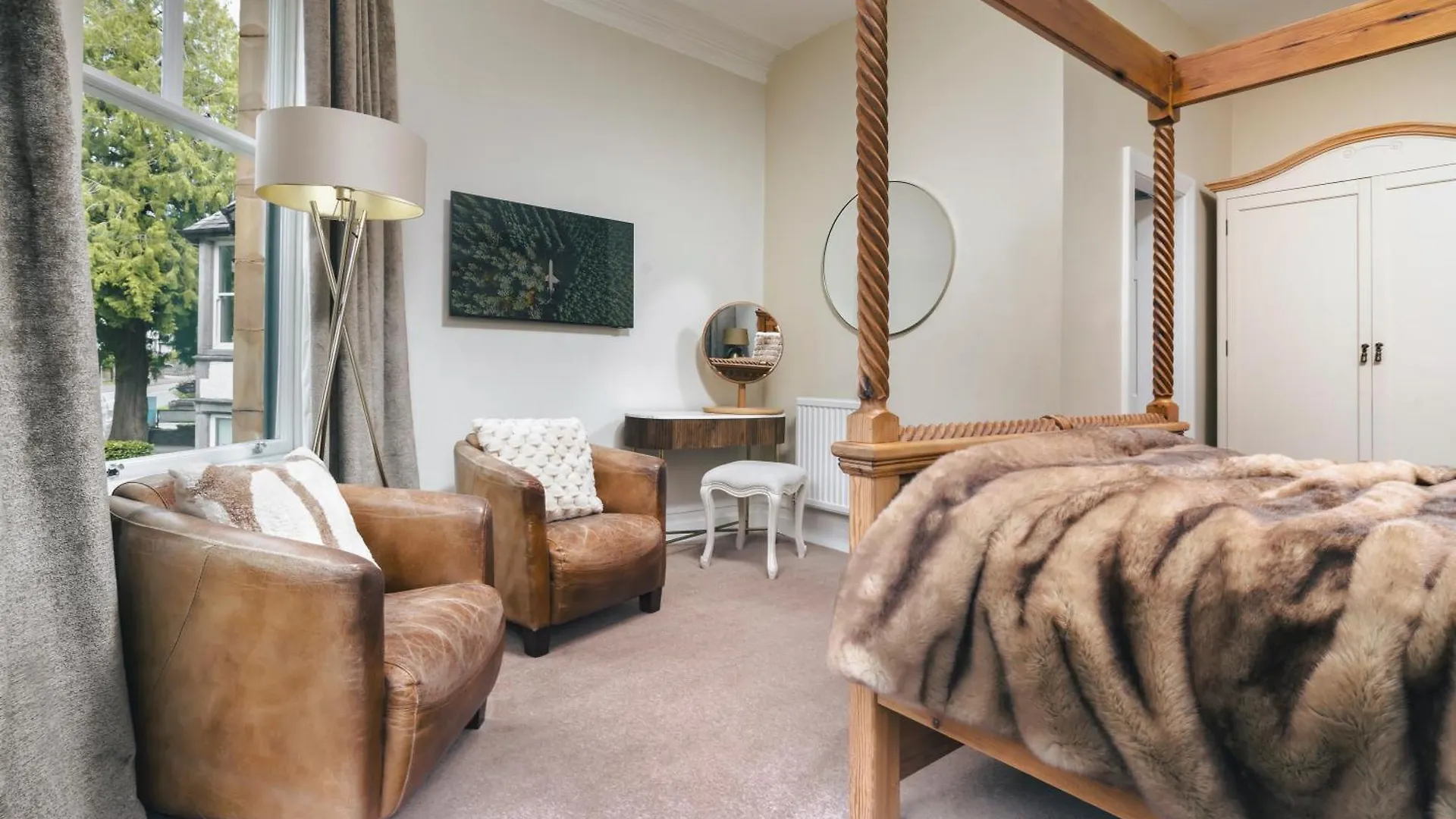 Holiday home Rosemount District Townhouse With Hot Tub