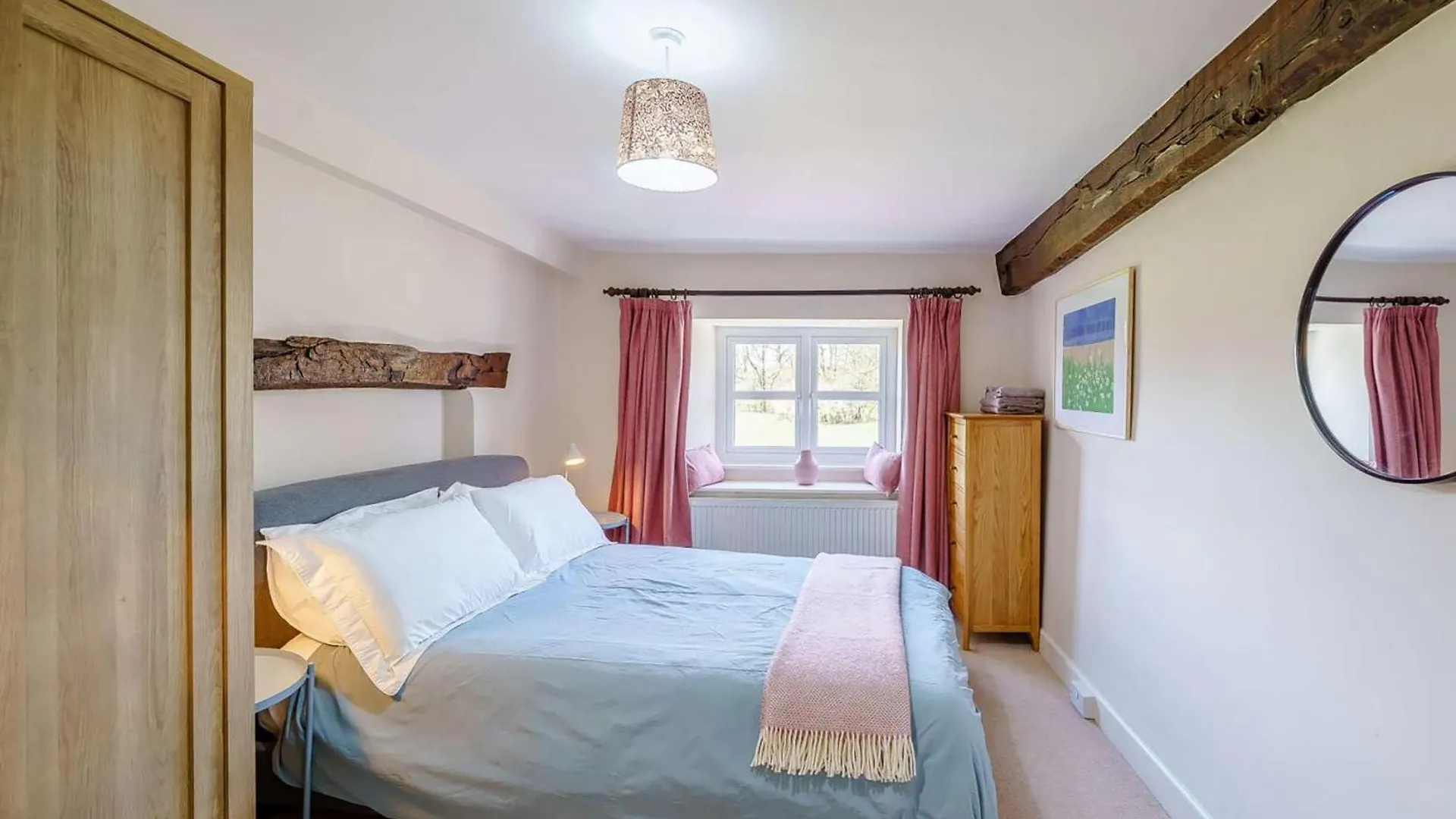 Rossill Bridge Holiday home