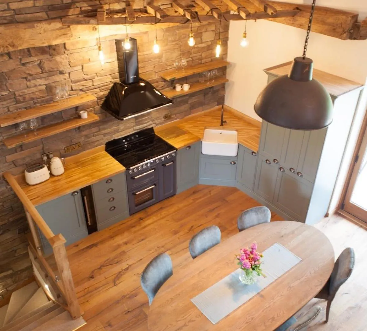 Owls Nook Barn, Luxury Barn With Hot Tub & Sauna Sandford (Cumbria)