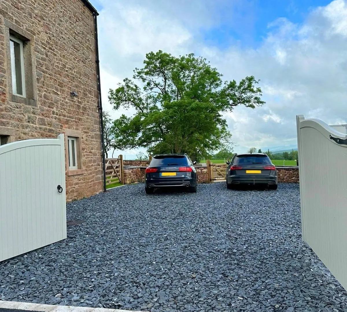 Owls Nook Barn, Luxury Barn With Hot Tub & Sauna Holiday home *