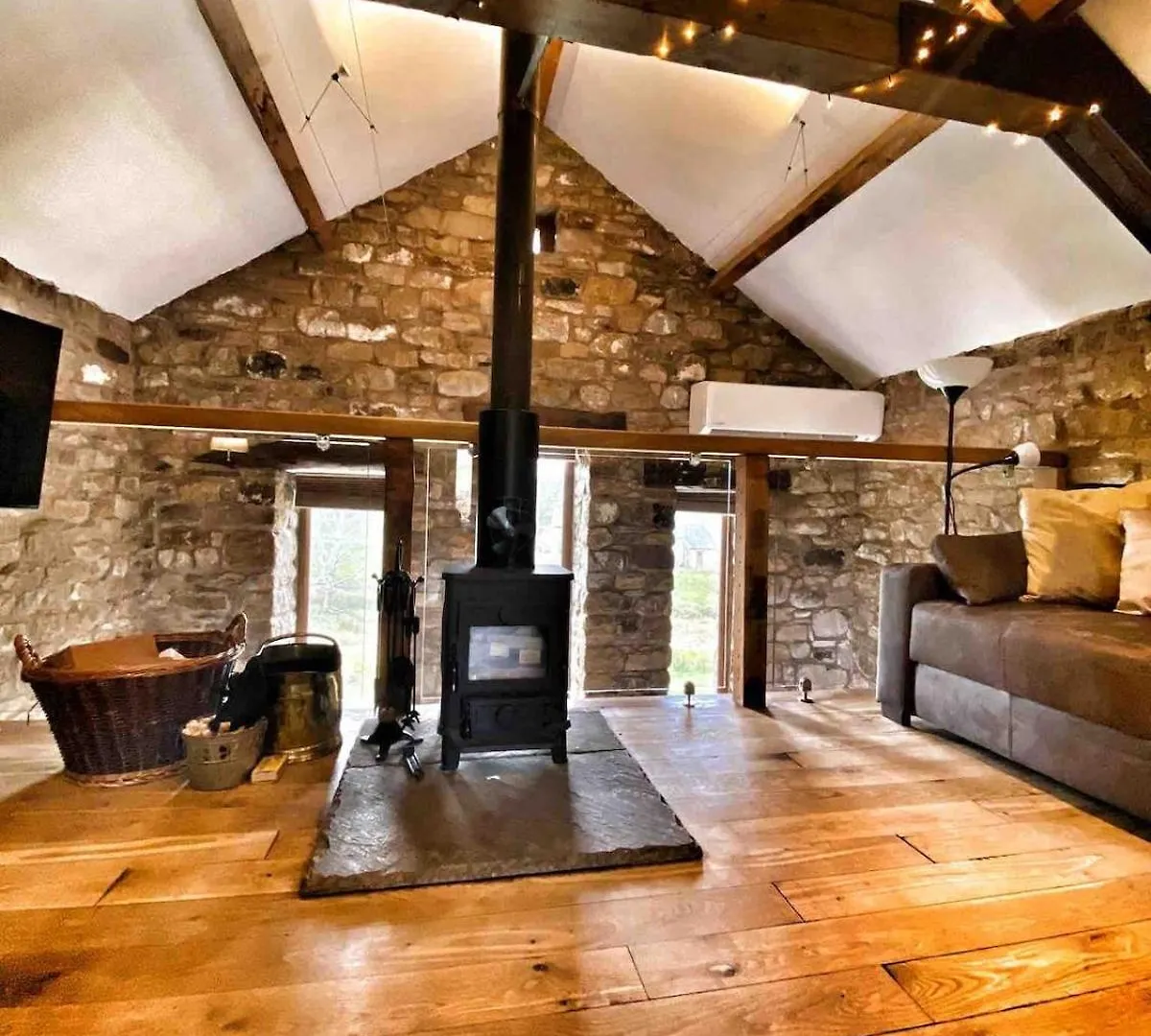 Harrys Barn Detached Character Holiday home
