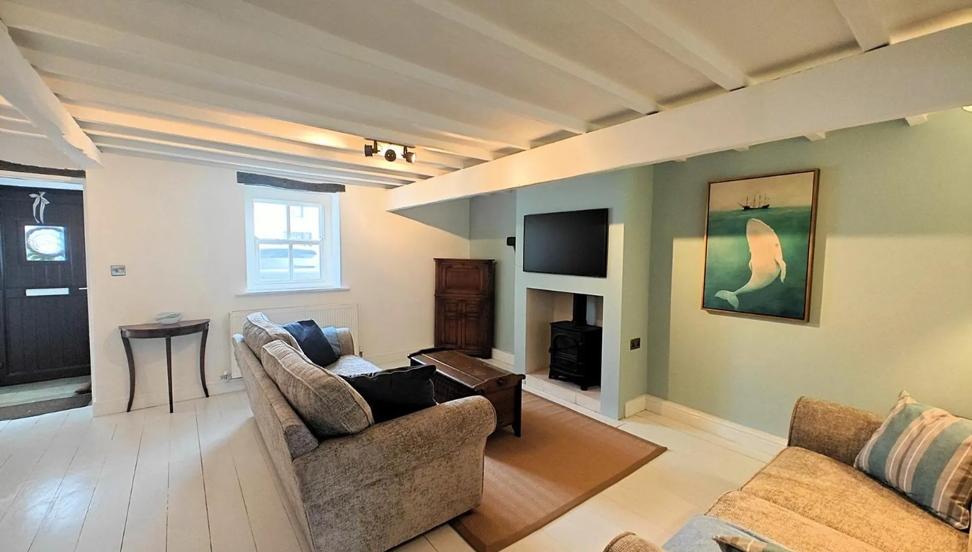 2 Bed In 95884 * 레이븐글래스